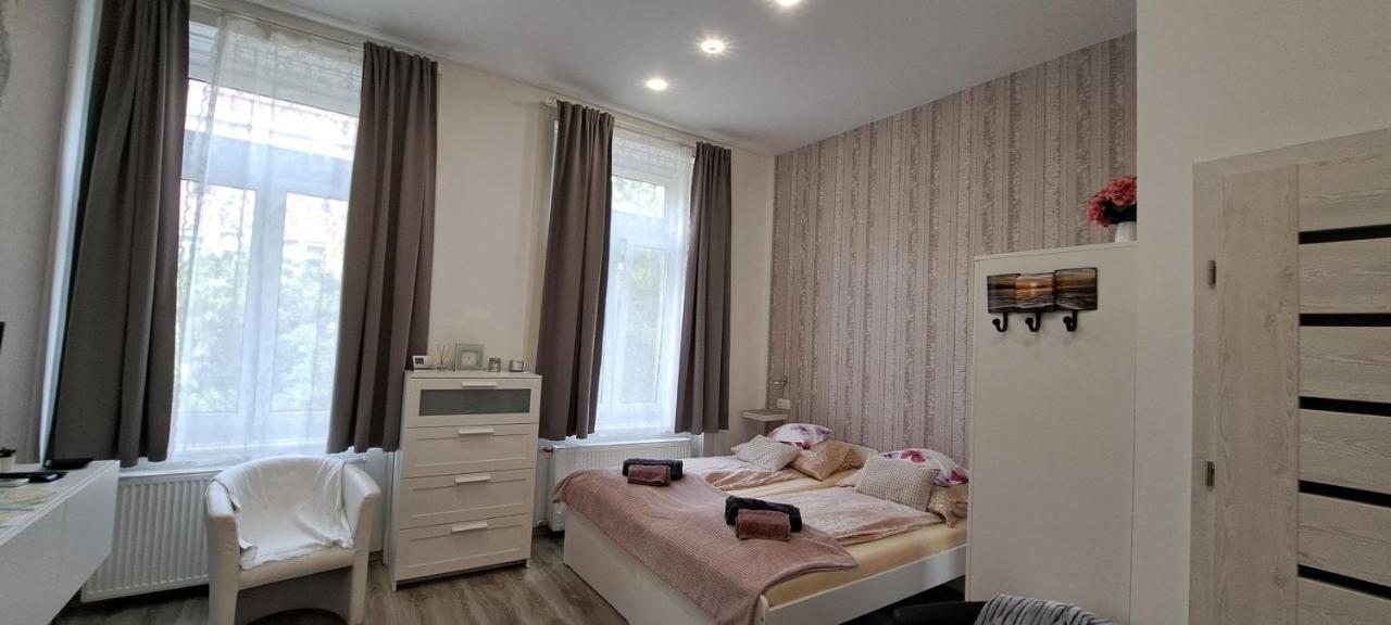 Pompar Belvarosi Apartman Σέγκεντ Εξωτερικό φωτογραφία